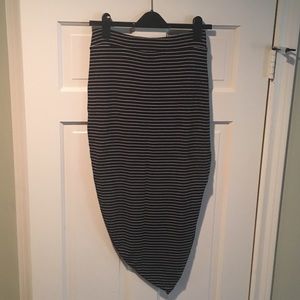 Bella Luxx Overlay Jersey Skirt